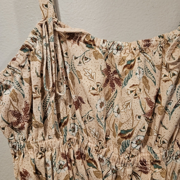 Universal Thread Tank Top - Picture 2 of 5